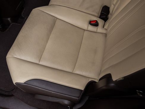 Used 2018 Lexus RX 350L FWD image 32