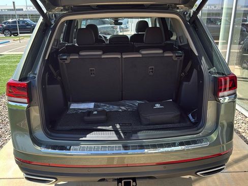 New 2025 Volkswagen Atlas SEL image 18