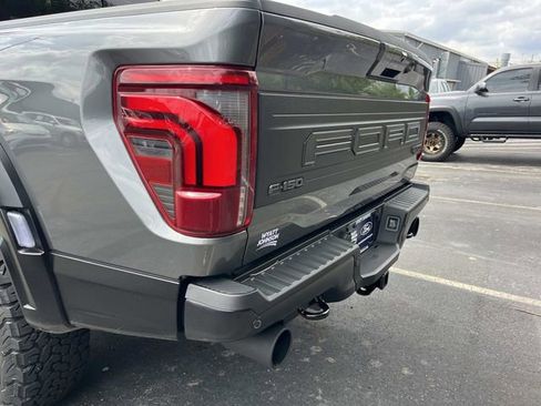 Used 2025 Ford F150 Raptor AWD/4WD image 12