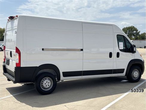 Used 2024 RAM ProMaster 2500 w/ Power Group FWD image 2
