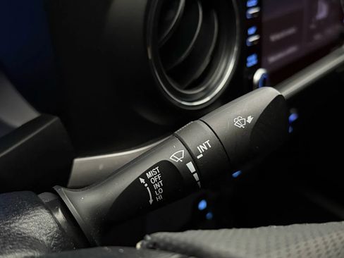 Used 2022 Toyota Tacoma SR5 image 34