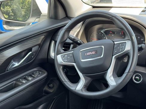 Used 2022 GMC Terrain SLE w/ Driver Convenience Package FWD image 12