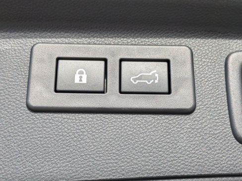 Used 2024 Subaru Forester Touring image 14