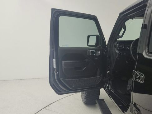 Used 2023 Jeep Wrangler Unlimited Sport w/ Sun And Sound Package AWD/4WD image 11