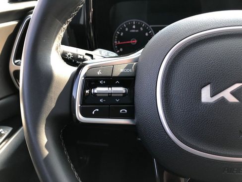 Used 2022 Kia Sorento SX image 22