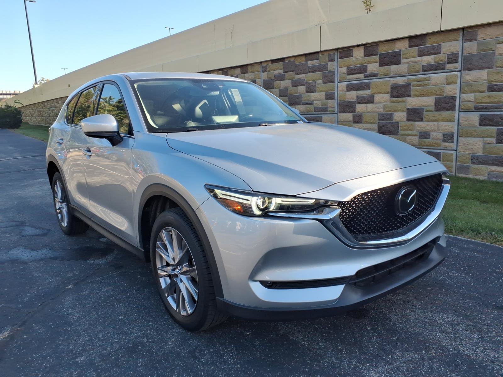 Used 2021 MAZDA CX-5 Grand Touring AWD/4WD image 2