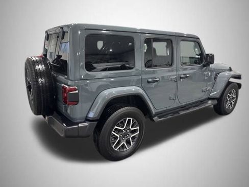 Used 2024 Jeep Wrangler Sahara w/ Technology Group image 5