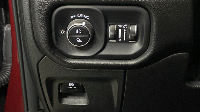 Used 2025 RAM 1500 Rebel AWD/4WD image 29