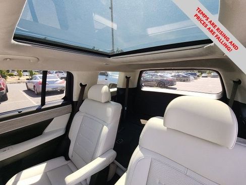 Used 2025 Hyundai Santa Fe Calligraphy image 21