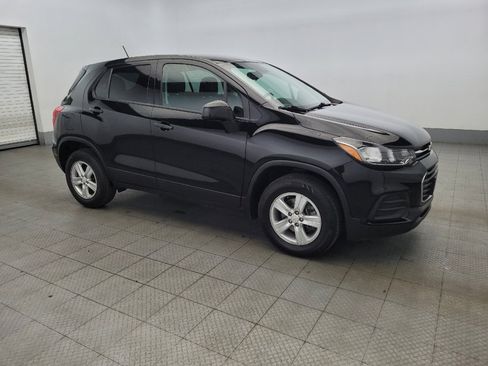 Used 2020 Chevrolet Trax LS w/ Tint and Cruise Package AWD/4WD image 11