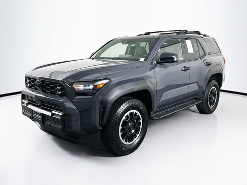 Used 2026 Toyota 4Runner TRD Off-Road Premium AWD/4WD image 3