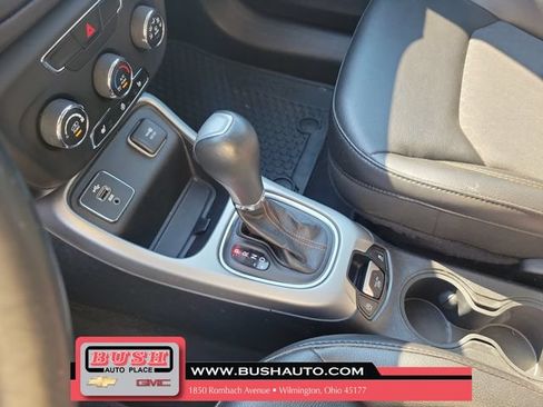 Used 2018 Jeep Compass Latitude w/ Cold Weather Group FWD image 27