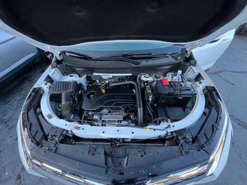 Used 2025 Chevrolet Equinox LT image 28