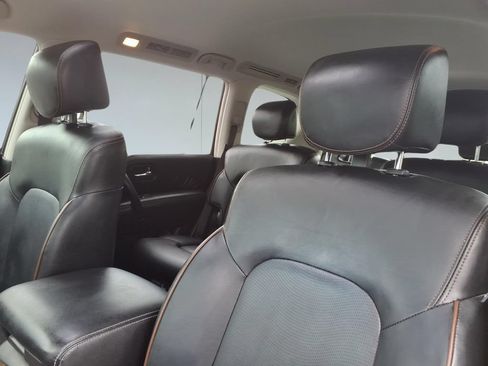 Used 2019 Nissan Armada Platinum w/ Captain's Chairs Package RWD image 17