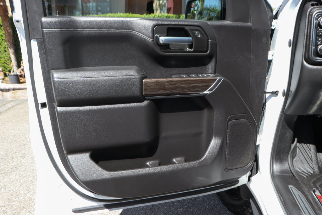 Used 2021 Chevrolet Silverado 1500 RST AWD/4WD image 16