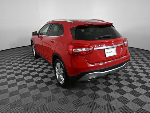 Used 2019 Mercedes-Benz GLA 250 4MATIC image 4