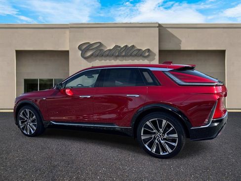 New 2026 Cadillac Lyriq Signature Luxury w/ Nappa Leather Package AWD/4WD image 5