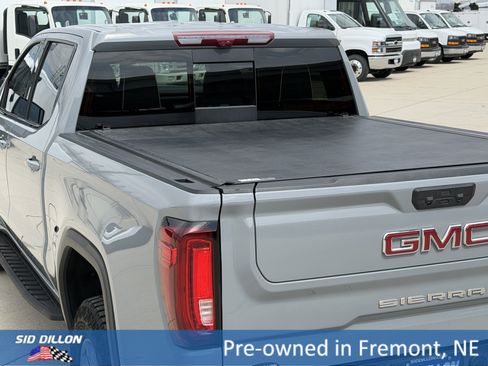 Used 2025 GMC Sierra 1500 AT4X image 6