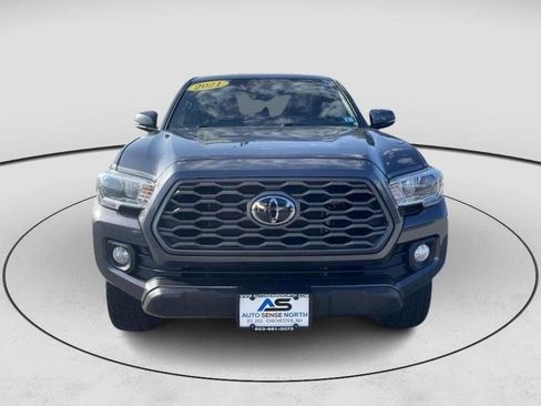 Used 2021 Toyota Tacoma TRD Off-Road w/ Technology Package AWD/4WD image 6