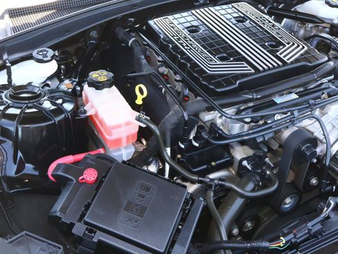 Used 2023 Chevrolet Camaro ZL1 RWD image 23