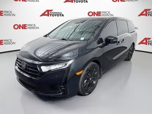 Used 2023 Honda Odyssey Sport image 3