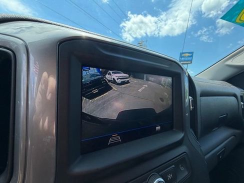 Used 2019 Chevrolet Silverado 1500 Custom Trail Boss w/ Custom Convenience Package AWD/4WD image 22