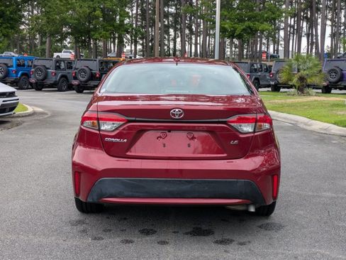 Used 2022 Toyota Corolla LE FWD image 7