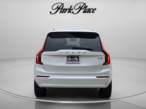 New 2026 Volvo XC90 B6 Ultra w/ Protection Package AWD/4WD image 4