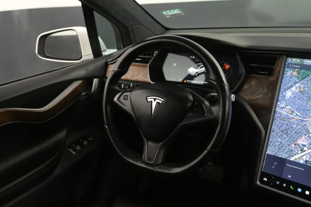 Used 2019 Tesla Model X Long Range AWD/4WD image 36