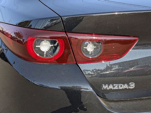 Certified 2025 MAZDA MAZDA3 s image 11