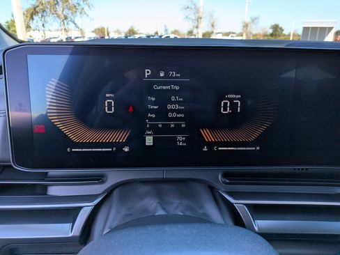 New 2026 Kia Carnival LXS image 32