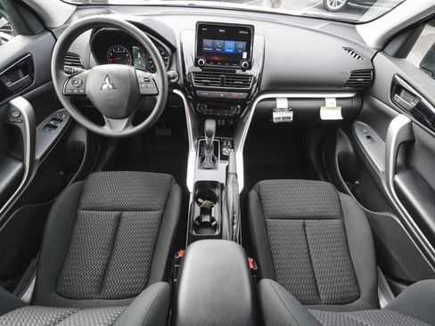 Used 2024 Mitsubishi Eclipse Cross Ralliart image 32