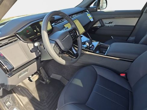 New 2026 Land Rover Range Rover Sport SE AWD/4WD image 13
