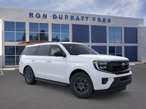 New 2025 Ford Expedition Active image 8