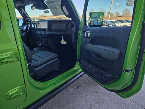 New 2026 Jeep Gladiator Mojave image 77