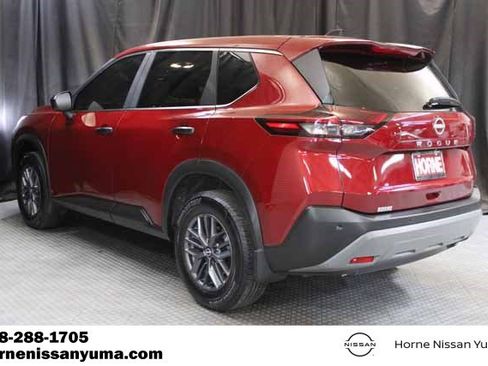 Used 2023 Nissan Rogue S image 15