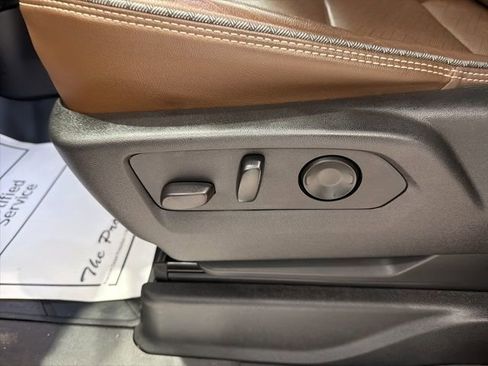 Certified 2021 Chevrolet Tahoe High Country w/ Premium Package image 21