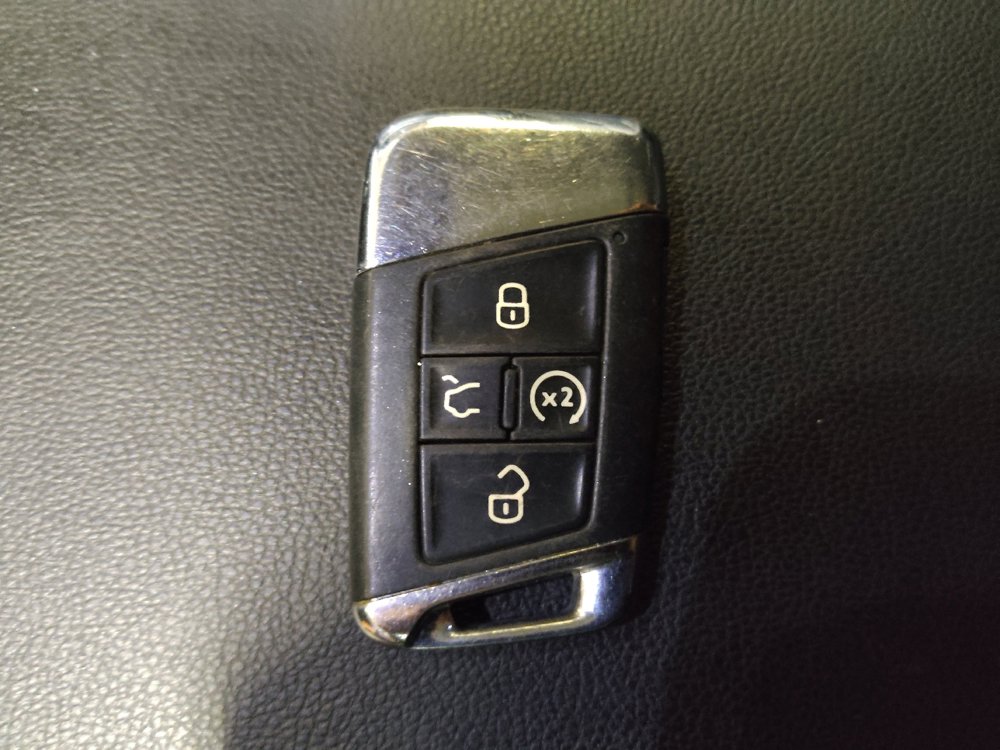 Used 2022 Volkswagen Atlas SEL AWD/4WD image 32