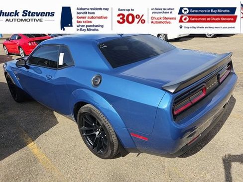 Used 2023 Dodge Challenger R/T Scat Pack RWD image 4