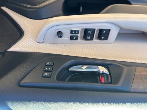 Used 2016 Subaru Outback 2.5i Limited image 16