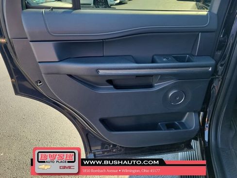 Used 2024 Ford Expedition XLT AWD/4WD image 17