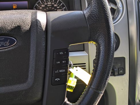 Used 2013 Ford F150 FX4 w/ Luxury Equipment Group image 26