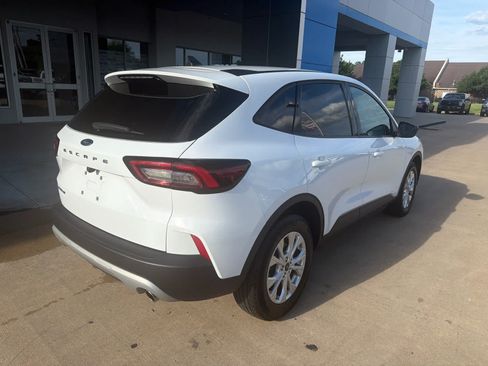 Used 2025 Ford Escape Active FWD image 7