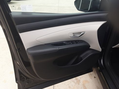 Used 2025 Hyundai Tucson SEL FWD image 9