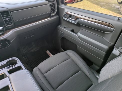 Used 2024 GMC Sierra 1500 Elevation image 21