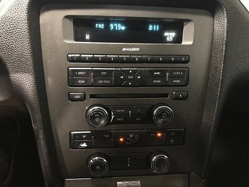 Used 2013 Ford Mustang Premium image 24