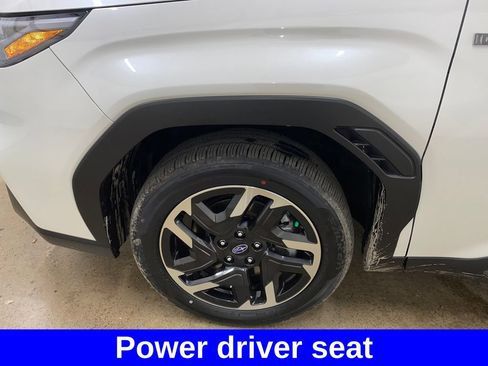 Used 2025 Subaru Forester Limited AWD/4WD image 20
