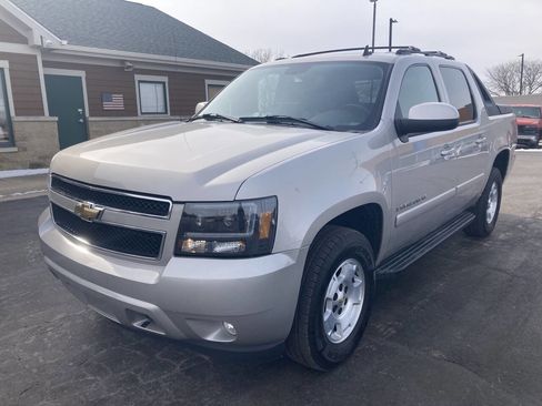 Used 2007 Chevrolet Avalanche LT w/ LT Preferred Equipment Group image 7