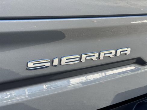 Used 2023 GMC Sierra 1500 SLT w/ SLT Premium Package image 12