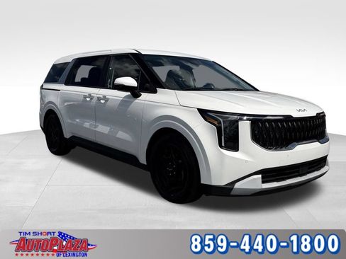 Used 2025 Kia Carnival FWD image 8